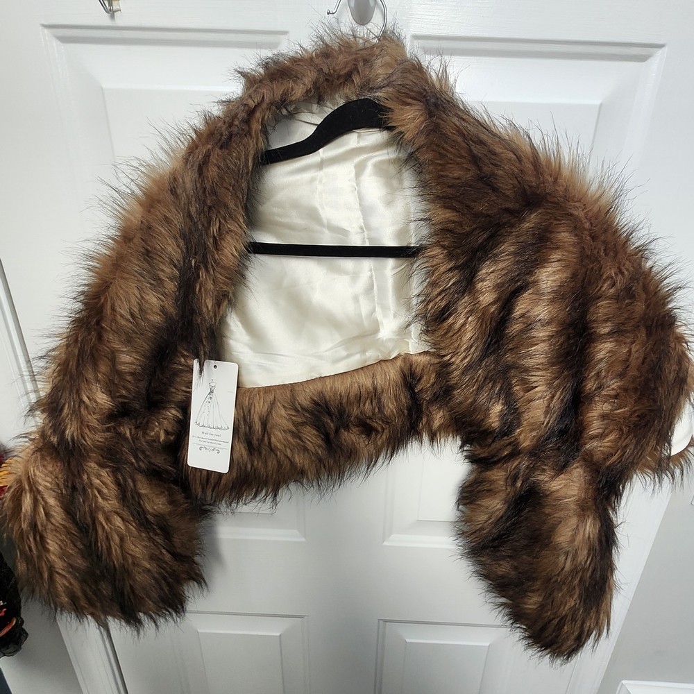 Faux Fur Brown Shrug